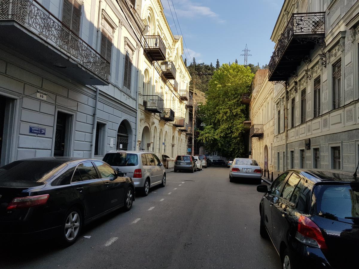 Luxury 3 Bedroom Apartment By Freedom Square City Center Tbilisi Esterno foto