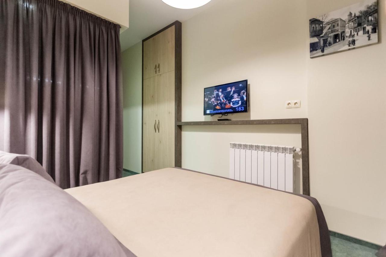Luxury 3 Bedroom Apartment By Freedom Square City Center Tbilisi Esterno foto
