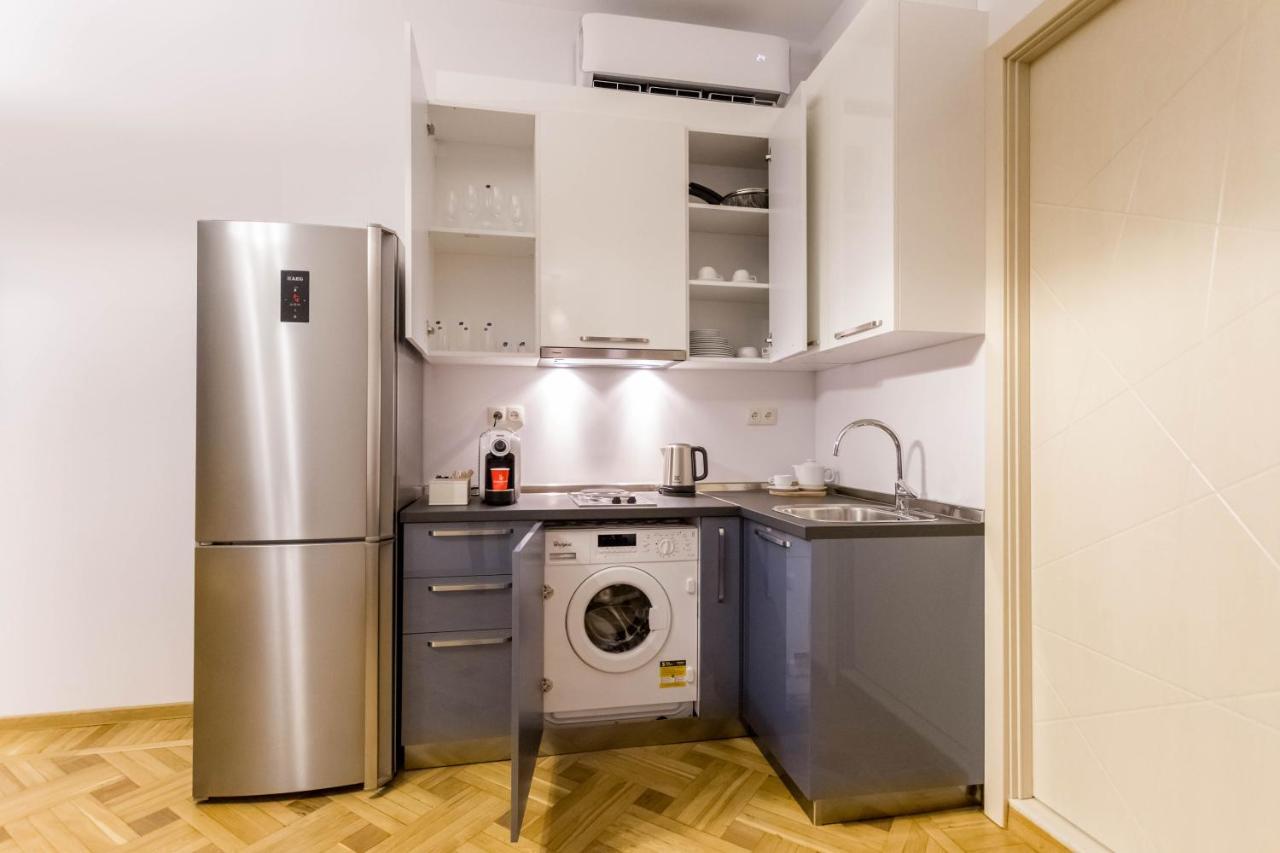 Luxury 3 Bedroom Apartment By Freedom Square City Center Tbilisi Esterno foto