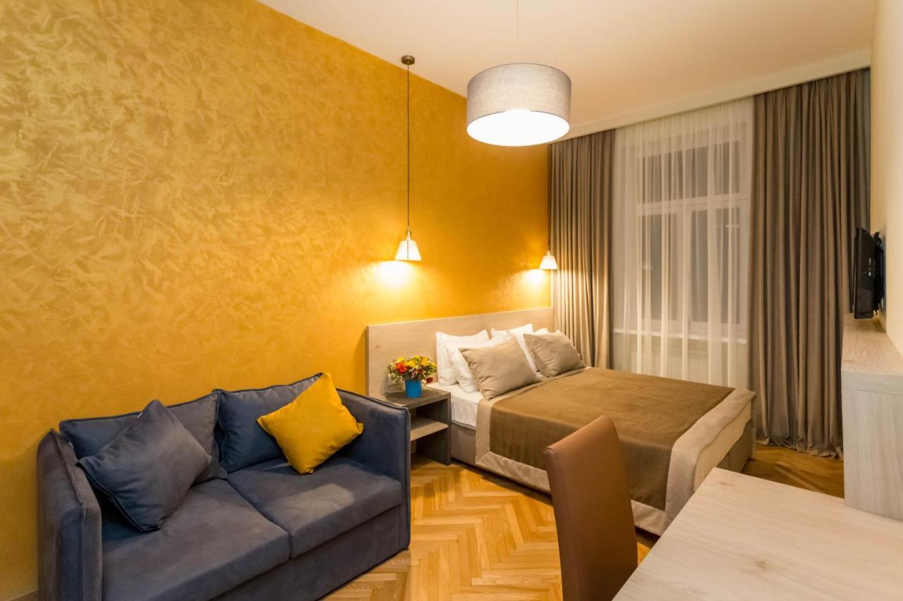 Luxury 3 Bedroom Apartment By Freedom Square City Center Tbilisi Esterno foto