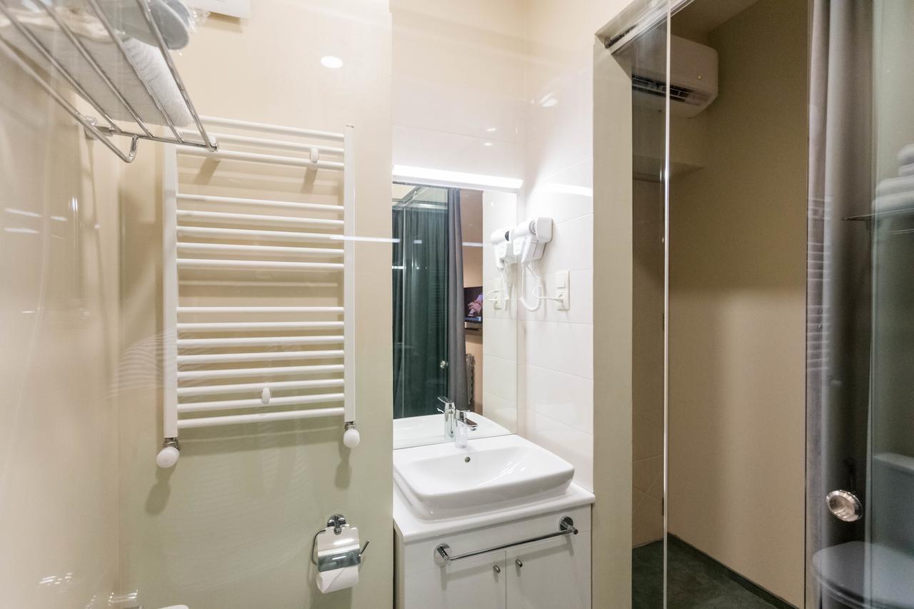 Luxury 3 Bedroom Apartment By Freedom Square City Center Tbilisi Esterno foto