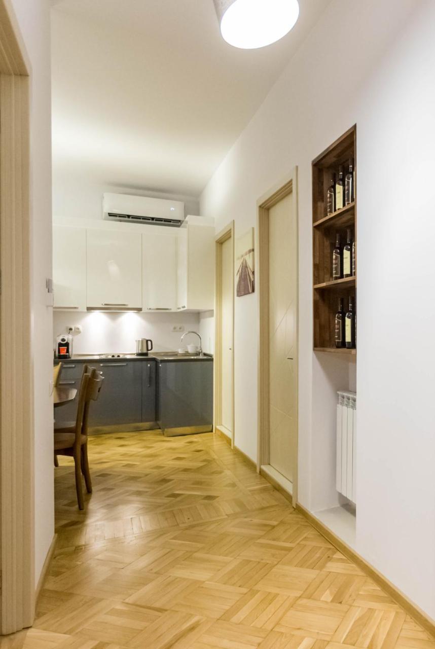 Luxury 3 Bedroom Apartment By Freedom Square City Center Tbilisi Esterno foto