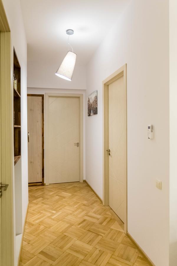Luxury 3 Bedroom Apartment By Freedom Square City Center Tbilisi Esterno foto