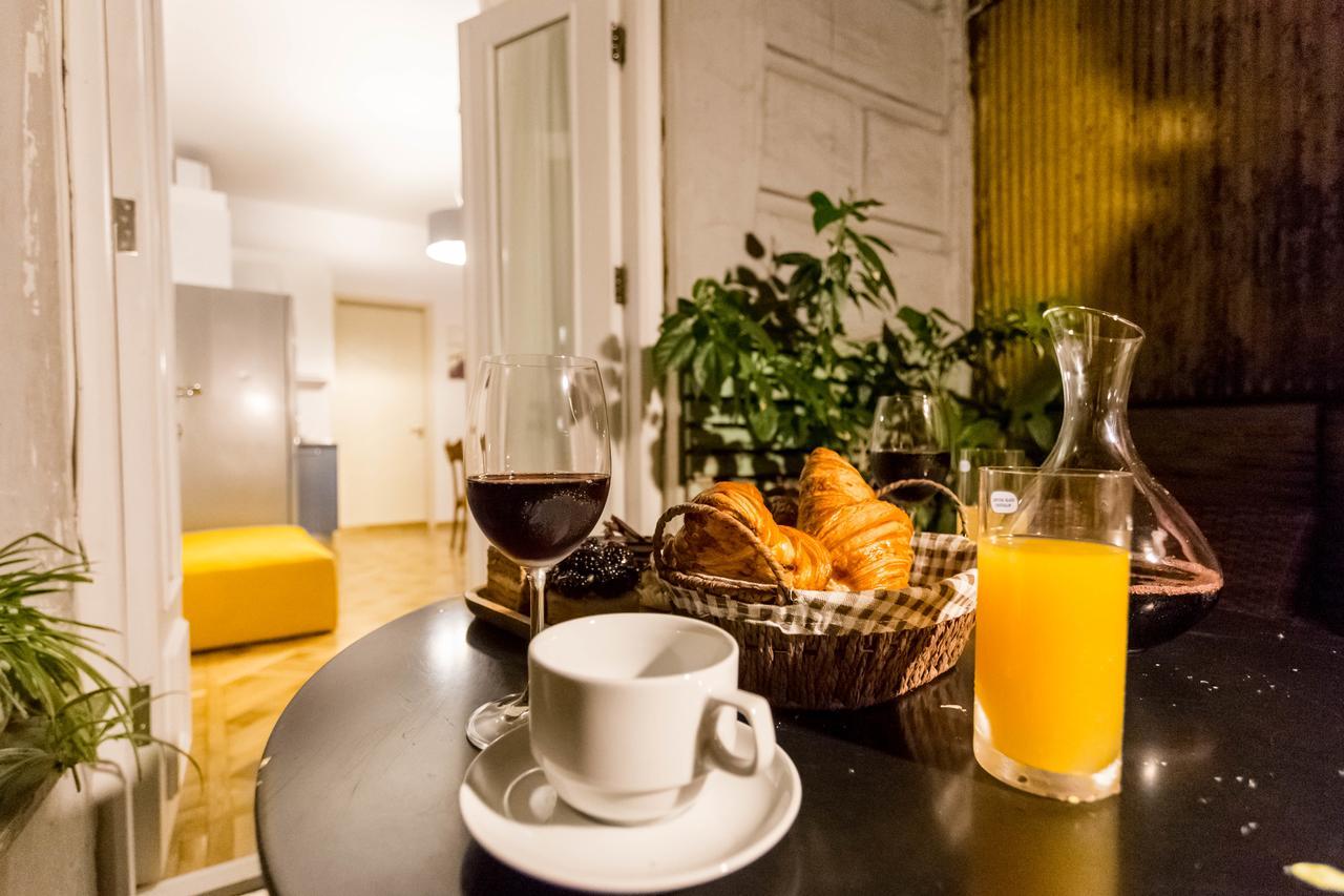Luxury 3 Bedroom Apartment By Freedom Square City Center Tbilisi Esterno foto